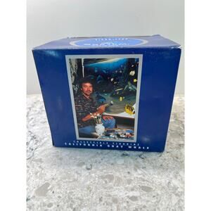 Wyland California Gray Whale Figurine New in Box JL